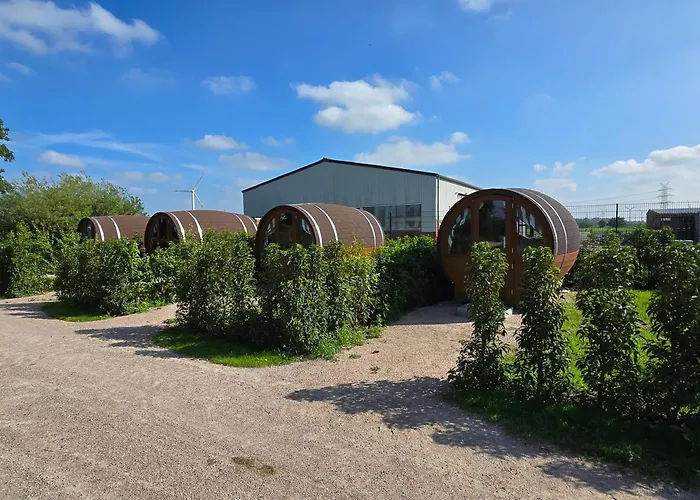 Schlaffass Auf Stellplatz Am Elbkrug 2 0 Buttel